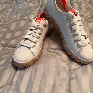 Womens keds tennis shoes